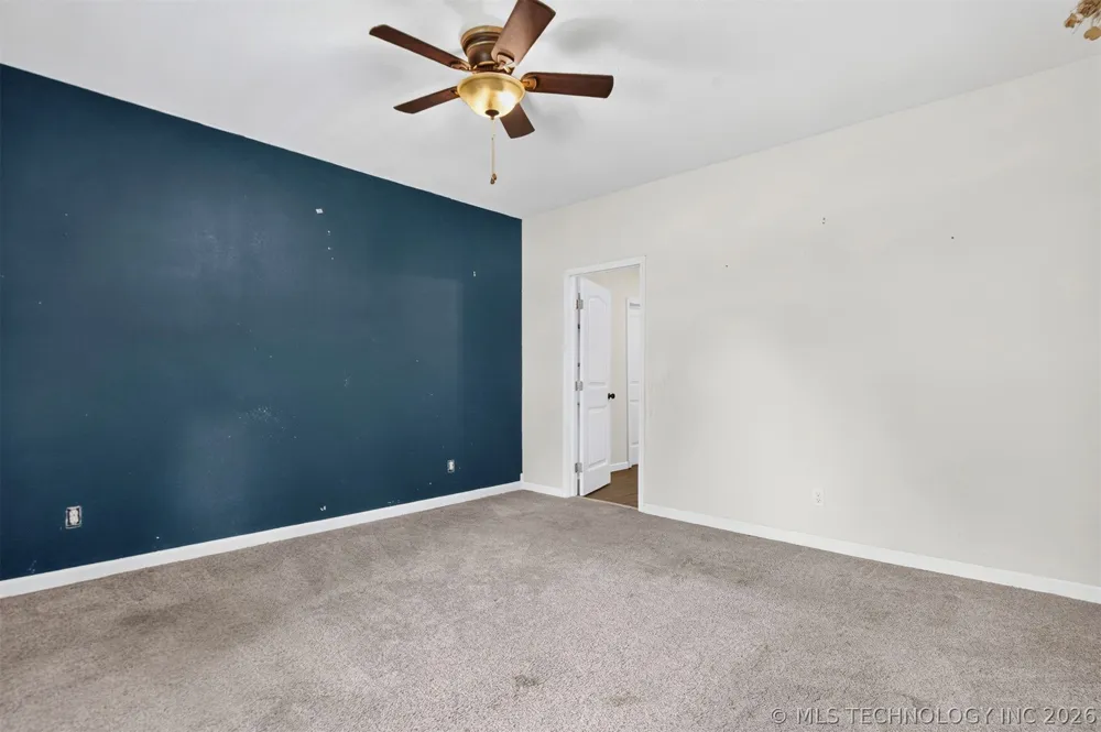 319 W Bryan Avenue Sapulpa, OK 74066