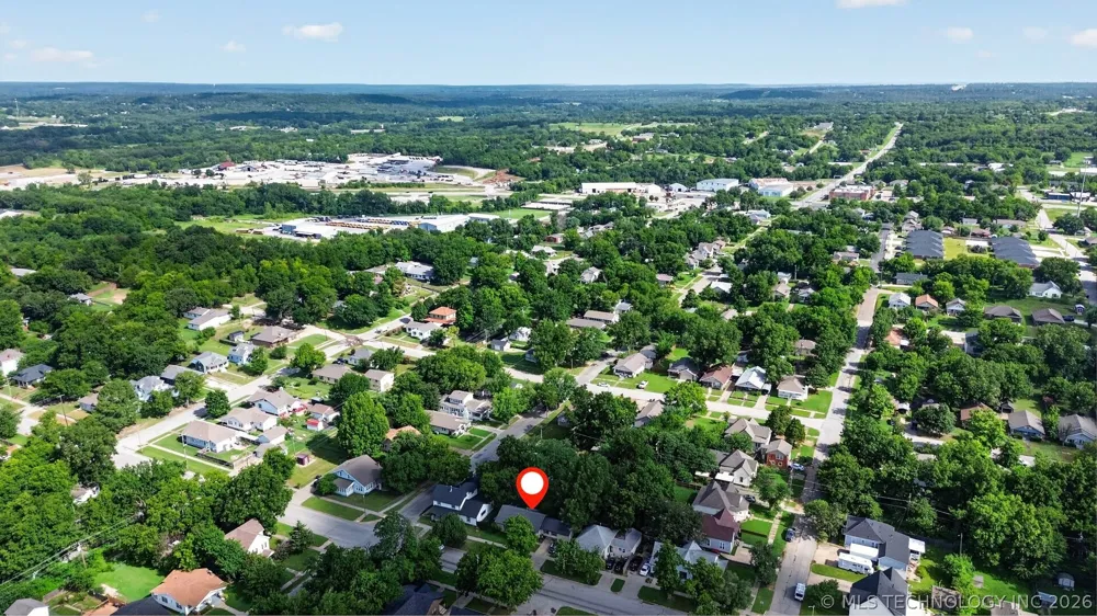 319 W Bryan Avenue Sapulpa, OK 74066