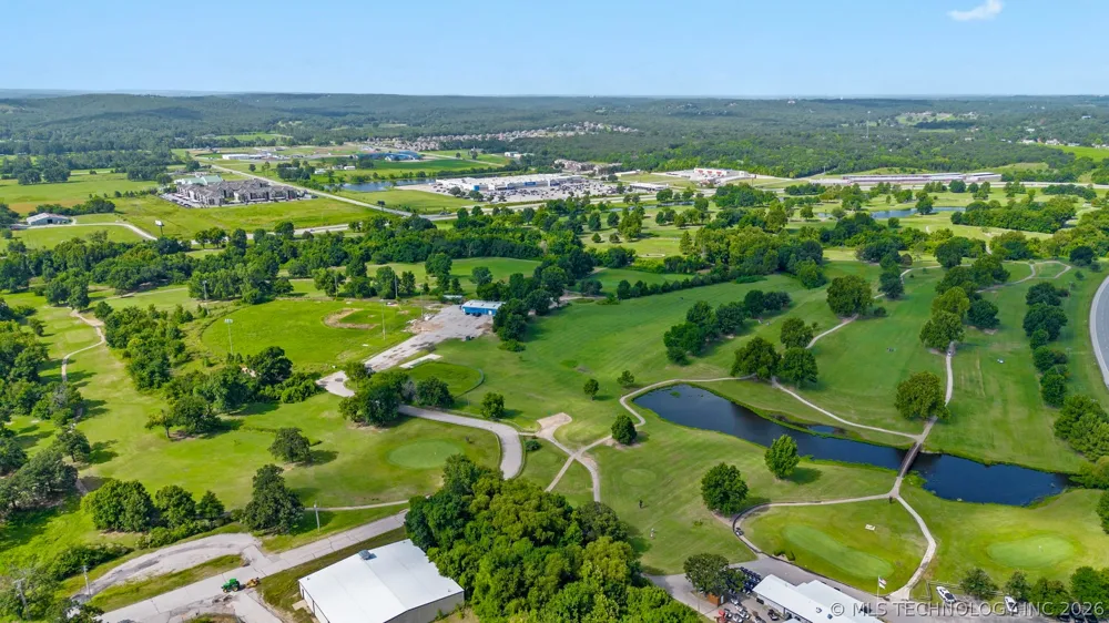319 W Bryan Avenue Sapulpa, OK 74066