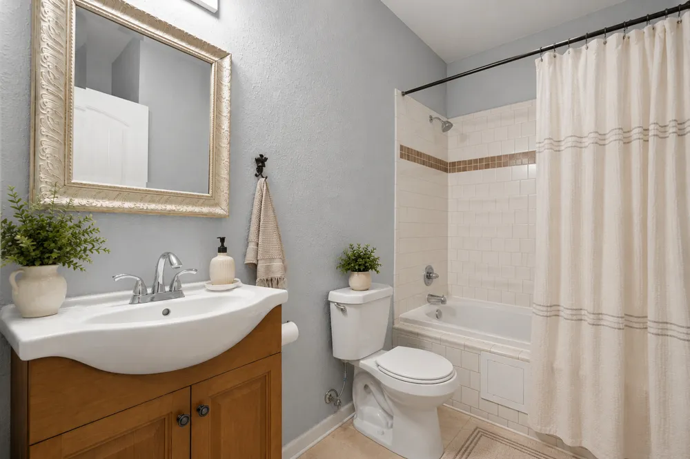319 W Bryan Avenue Sapulpa, OK 74066