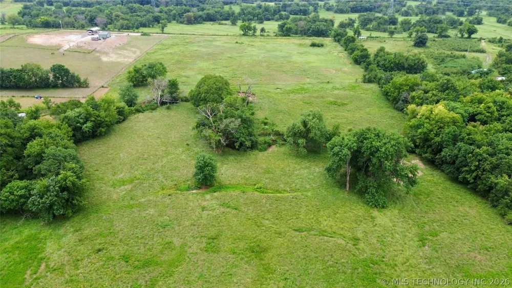 W 23rd Street Haskell, OK 74436