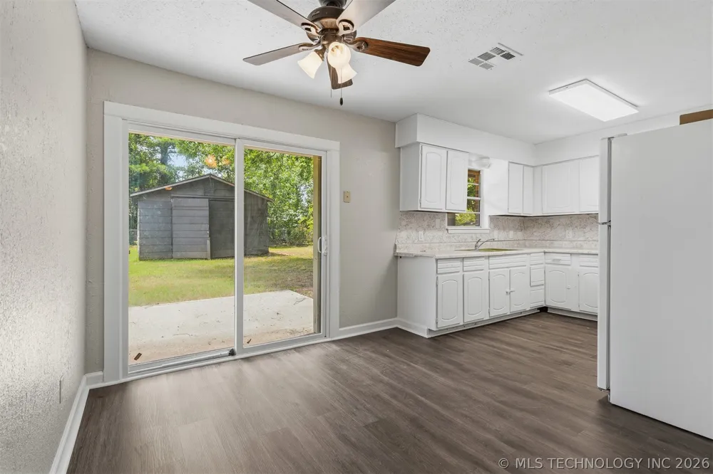 59 Laurel Lone Grove, OK 73443