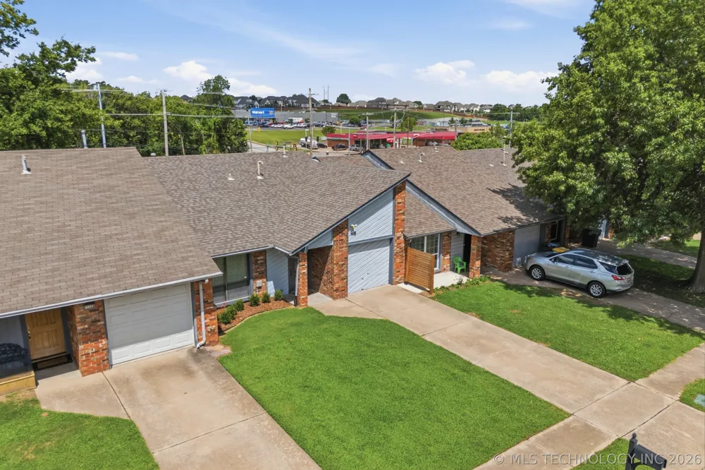 11118 S Date Street Jenks, OK 74037