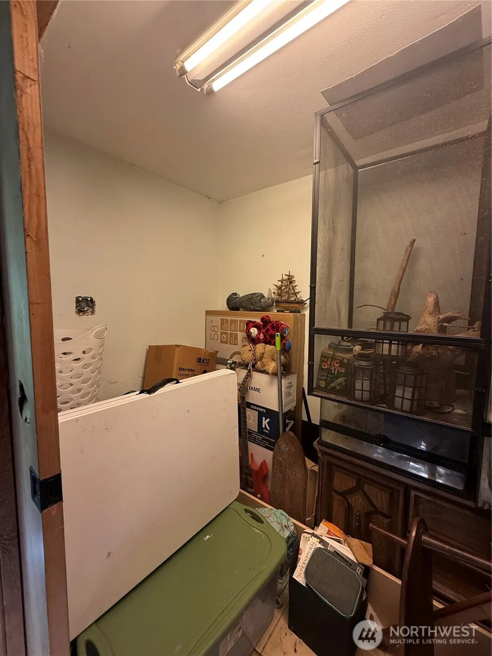 664 State Route 409 Cathlamet, WA 98612