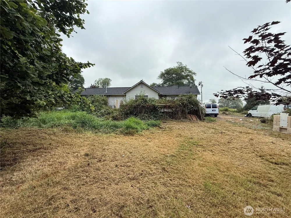 664 State Route 409 Cathlamet, WA 98612