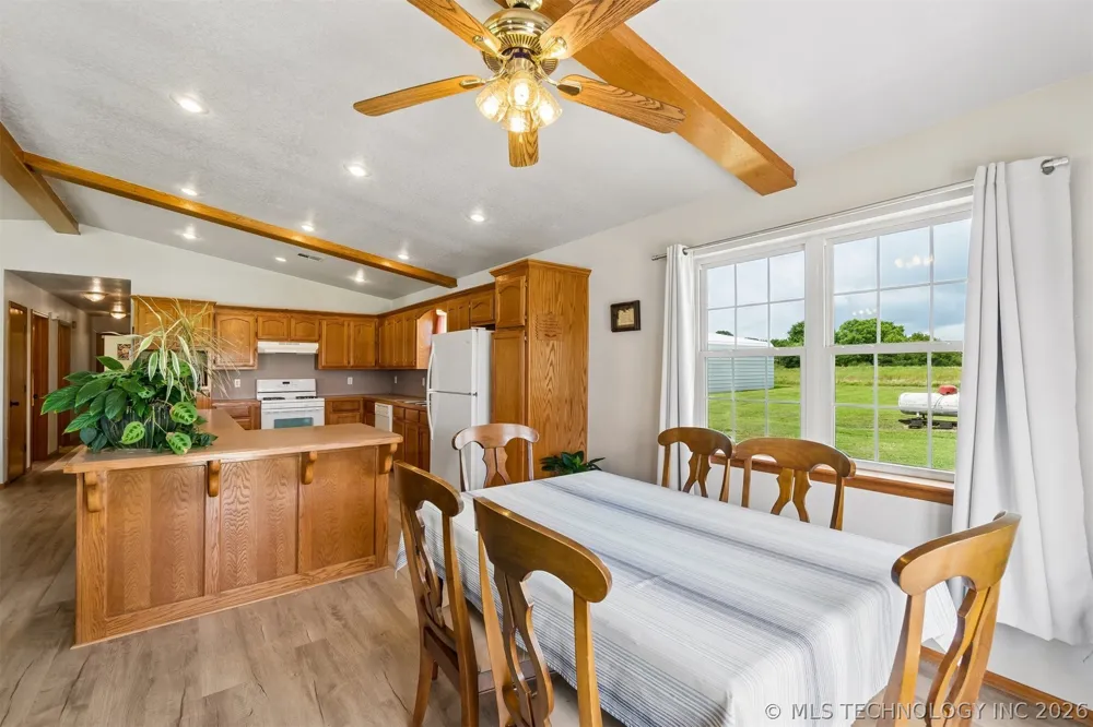 3016 S Agra Road Agra, OK 74824