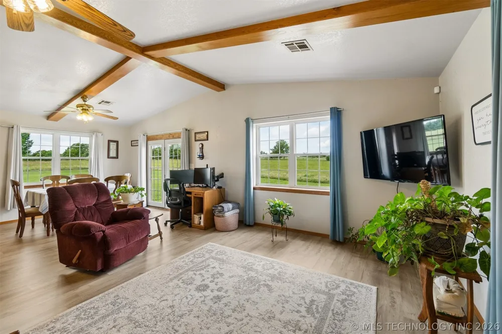 3016 S Agra Road Agra, OK 74824