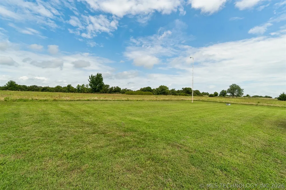 3016 S Agra Road Agra, OK 74824