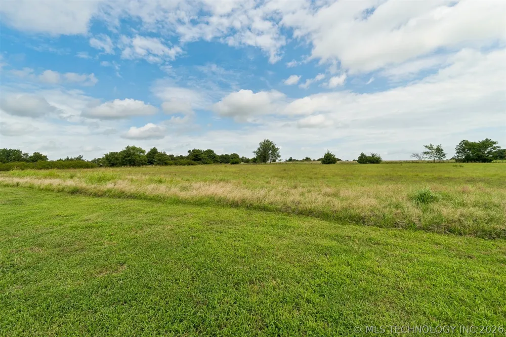 3016 S Agra Road Agra, OK 74824
