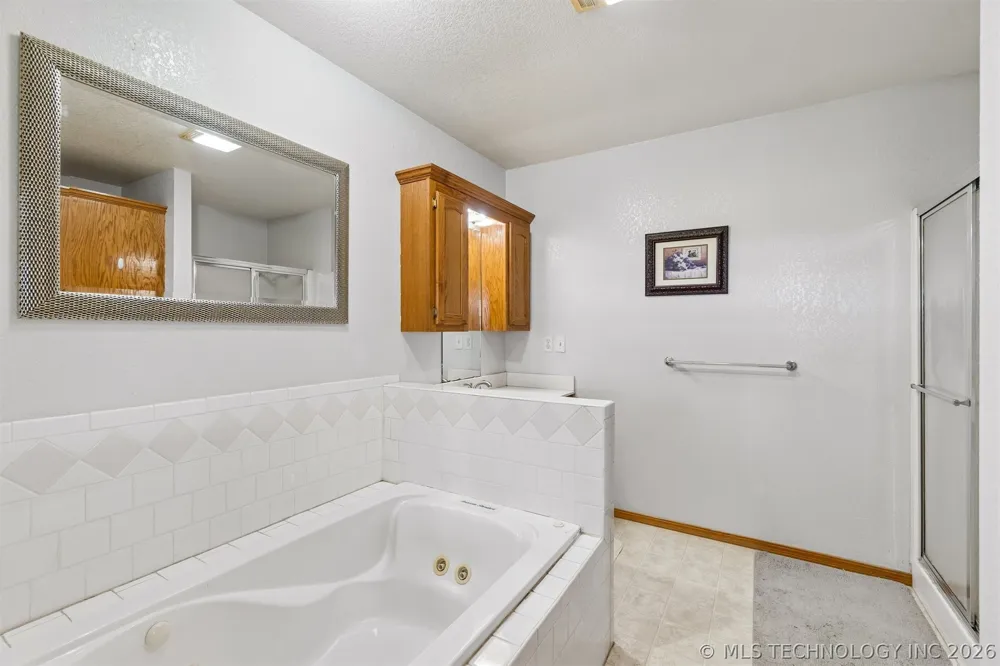 3016 S Agra Road Agra, OK 74824