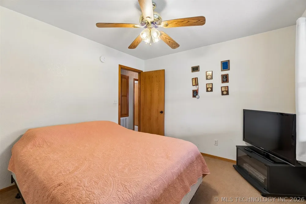 3016 S Agra Road Agra, OK 74824