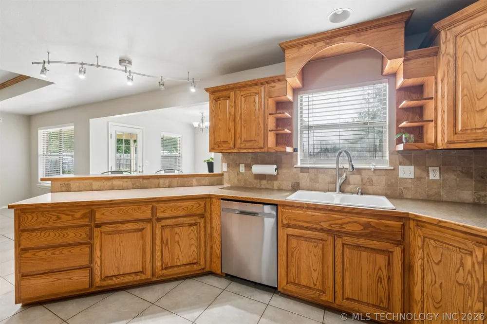 810 Tony Avenue Perkins, OK 74059
