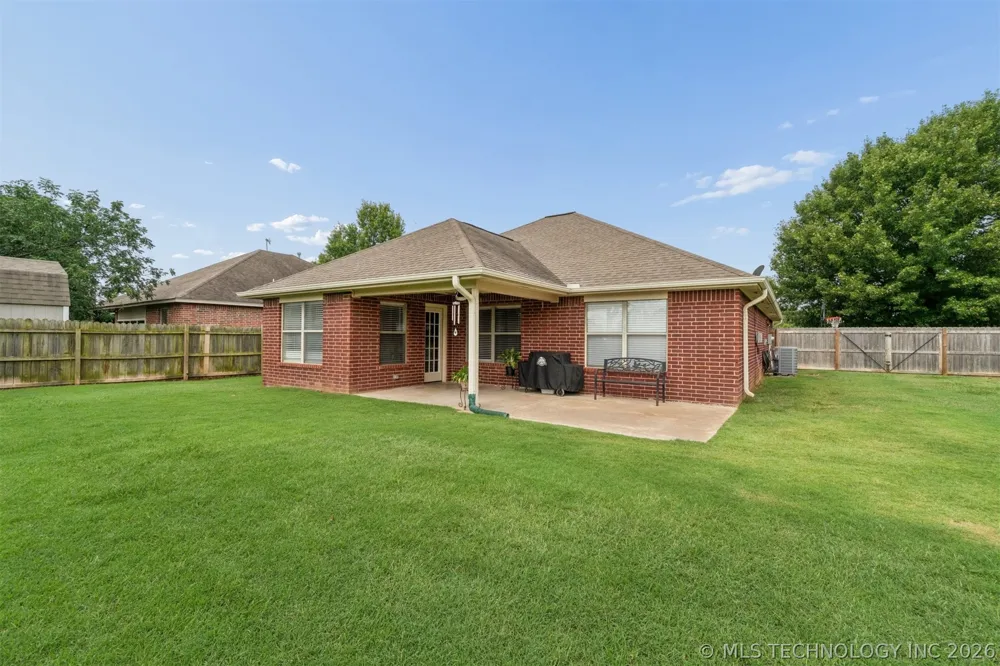 810 Tony Avenue Perkins, OK 74059