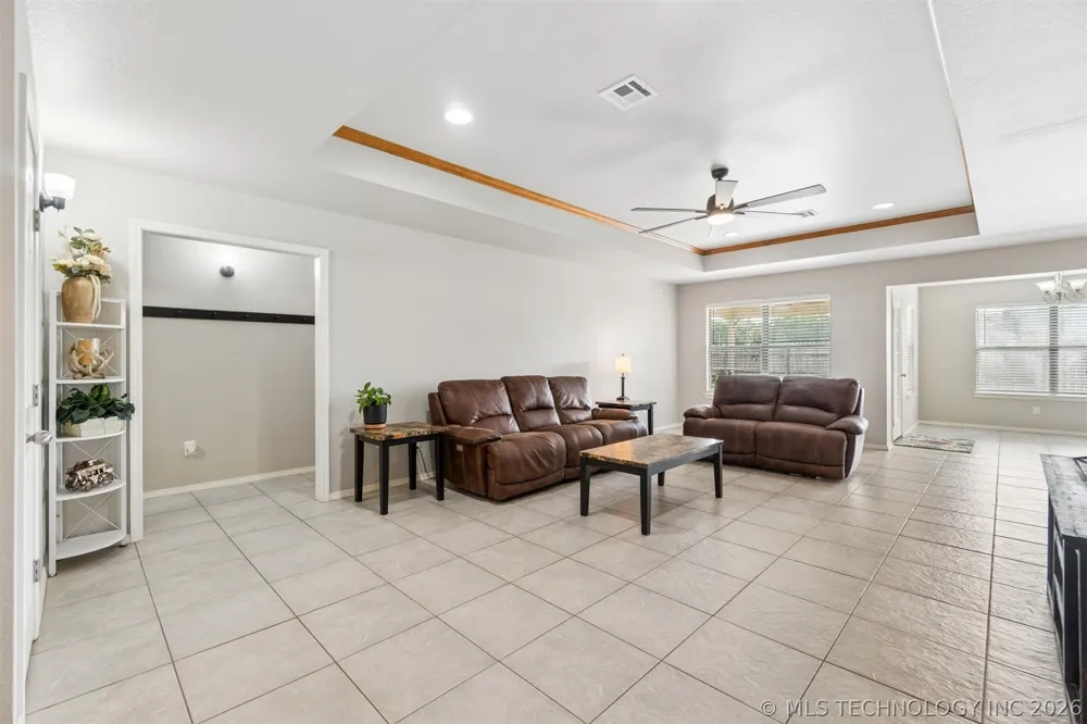 810 Tony Avenue Perkins, OK 74059