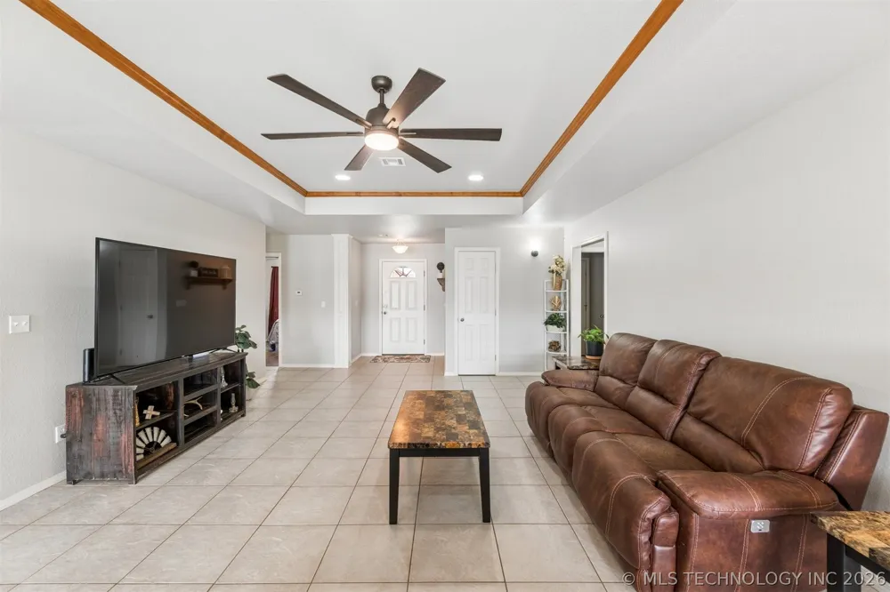 810 Tony Avenue Perkins, OK 74059