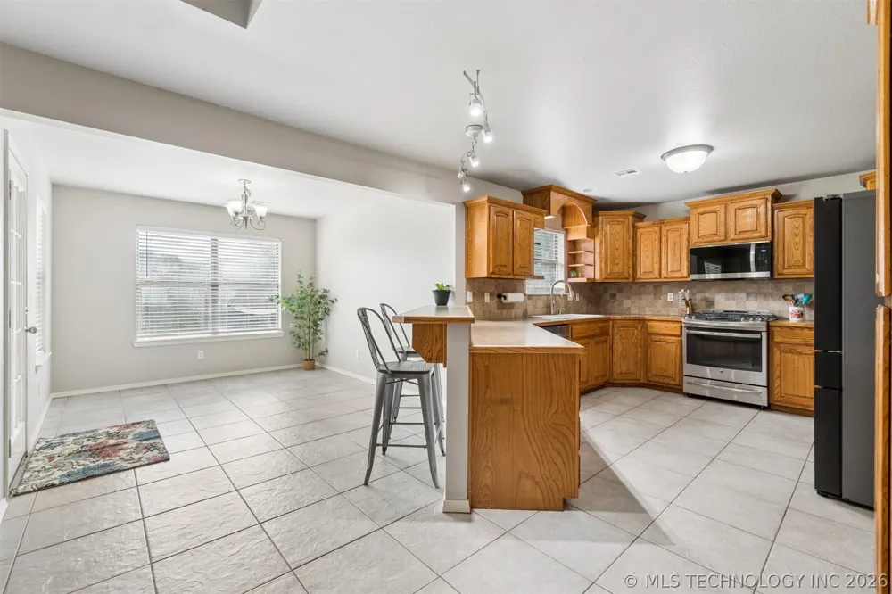 810 Tony Avenue Perkins, OK 74059