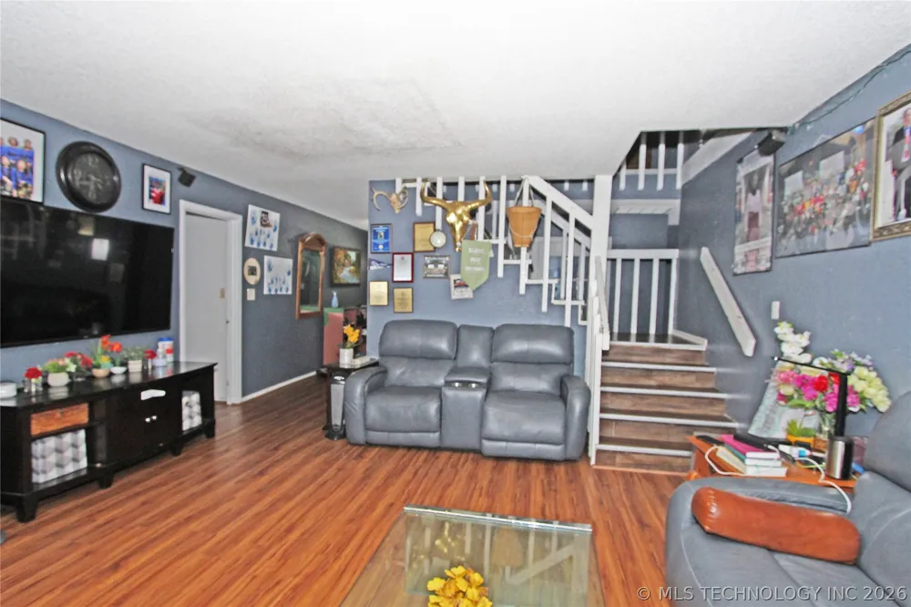 9922 S 66th EastAvenue Tulsa, OK 74133