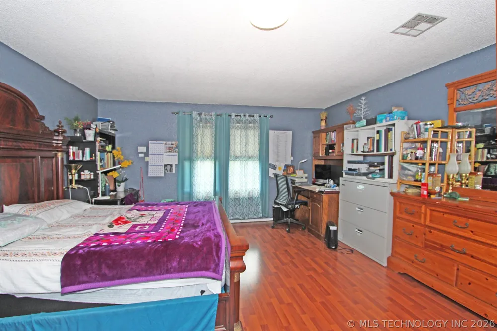 9922 S 66th EastAvenue Tulsa, OK 74133