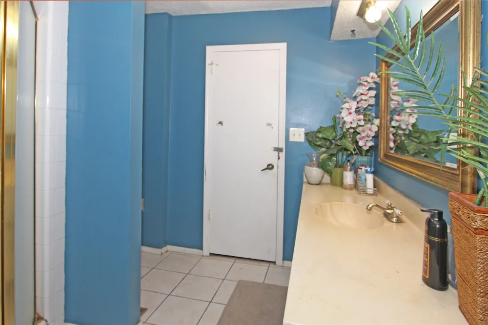 9922 S 66th EastAvenue Tulsa, OK 74133