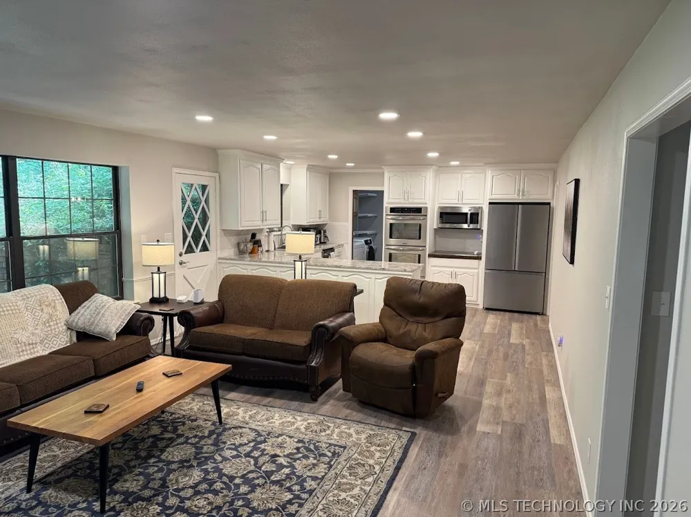 1444 Oakdale Drive Bartlesville, OK 74006