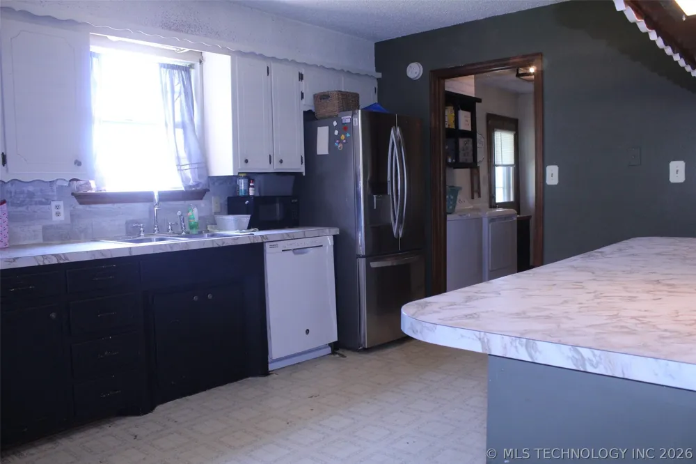 371126 E 990 ROAD Castle, OK 74833