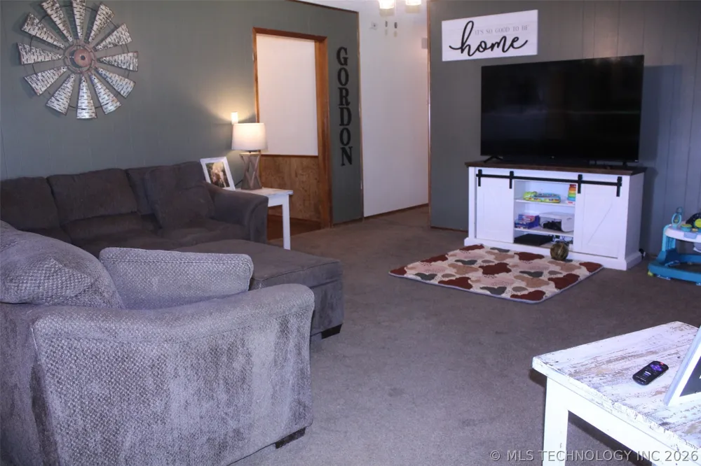 371126 E 990 ROAD Castle, OK 74833