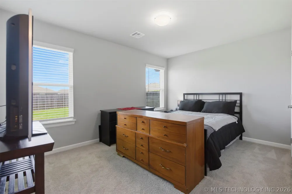 1407 E 150 STREET S Glenpool, OK 74033