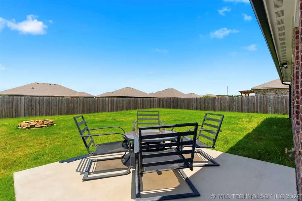 1407 E 150 STREET S Glenpool, OK 74033