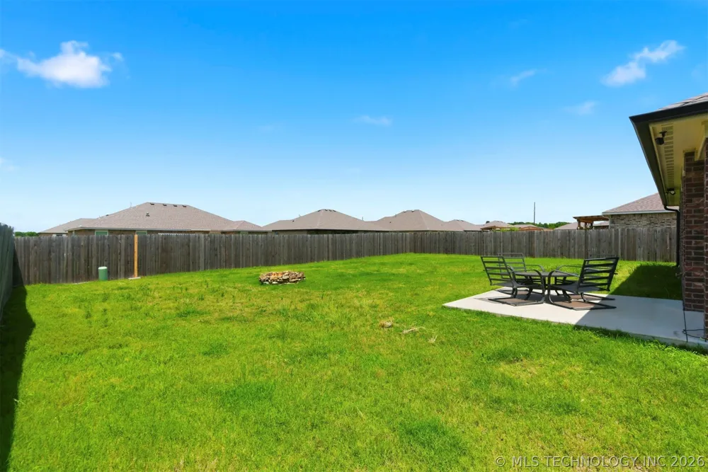 1407 E 150 STREET S Glenpool, OK 74033