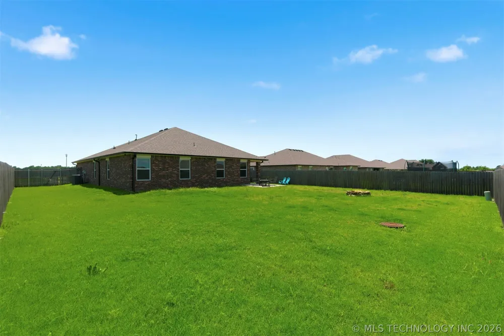 1407 E 150 STREET S Glenpool, OK 74033