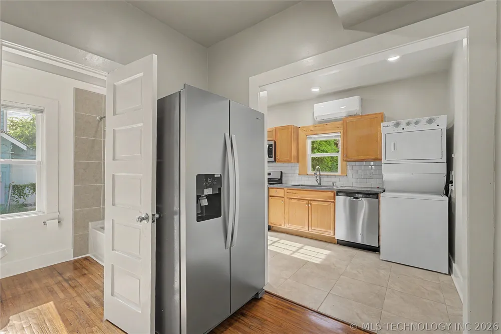 2015 E 2nd Street Tulsa, OK 74104