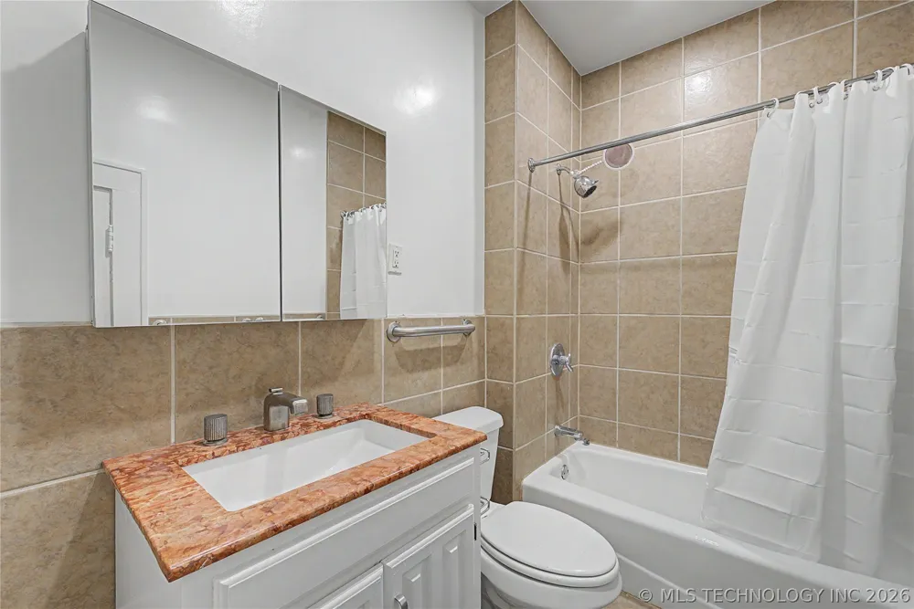 2015 E 2nd Street Tulsa, OK 74104