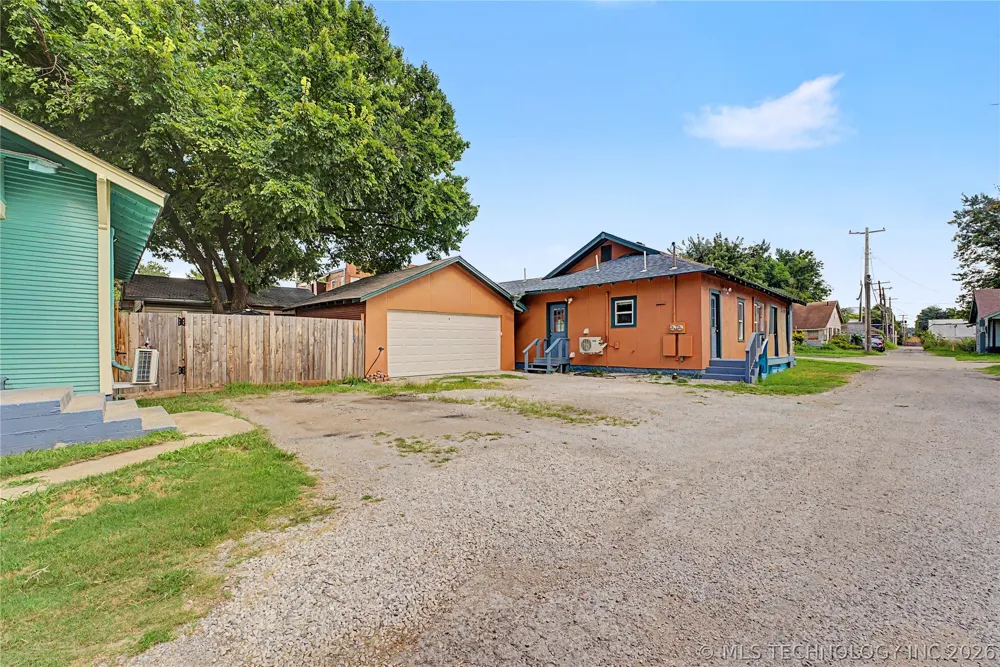 2015 E 2nd Street Tulsa, OK 74104