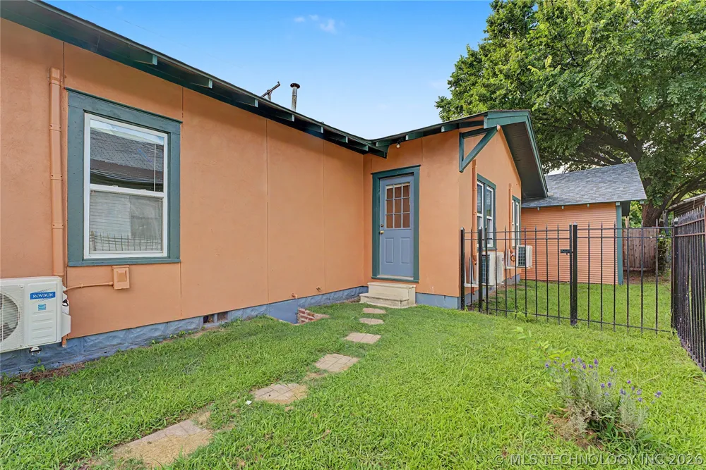 2015 E 2nd Street Tulsa, OK 74104