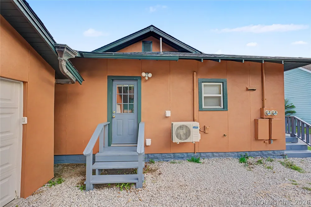 2015 E 2nd Street Tulsa, OK 74104