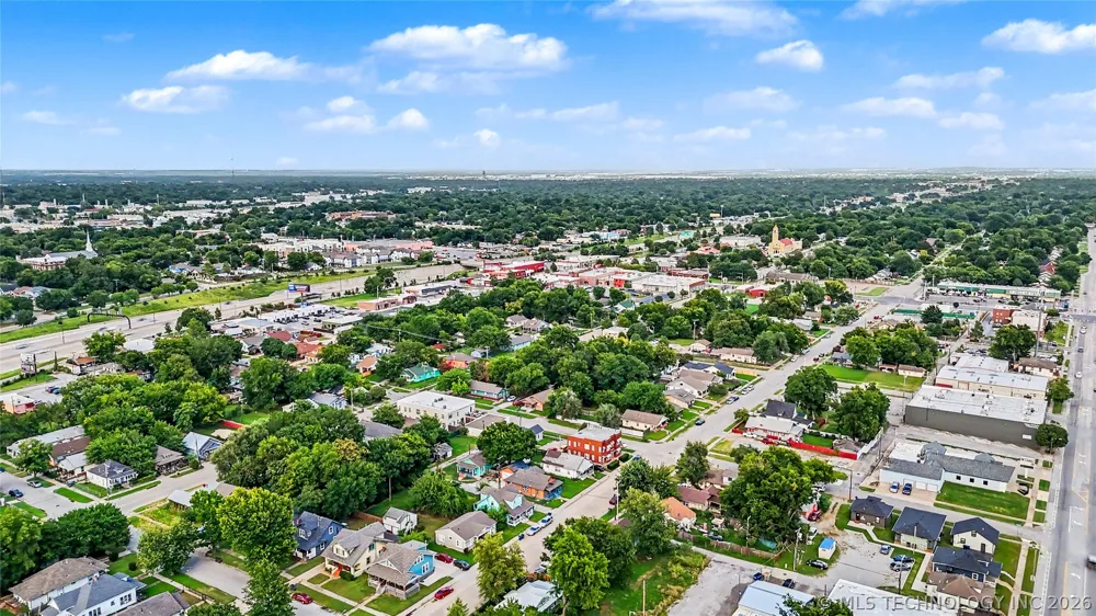 2015 E 2nd Street Tulsa, OK 74104