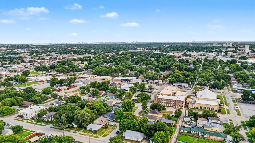 2015 E 2nd Street Tulsa, OK 74104