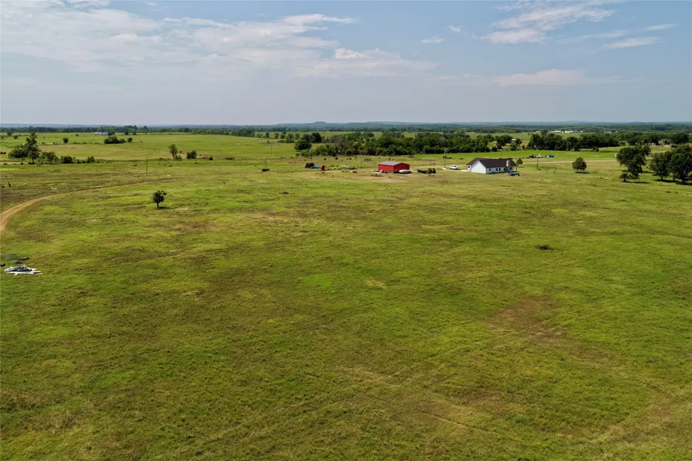 19400 S 300 ROAD Morris, OK 74445