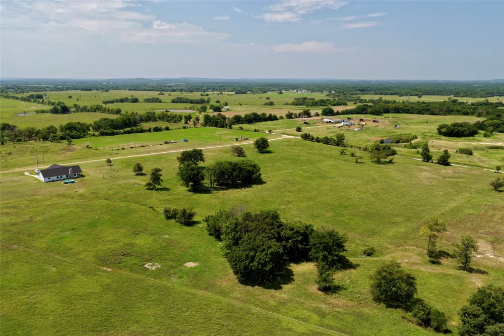 19400 S 300 ROAD Morris, OK 74445