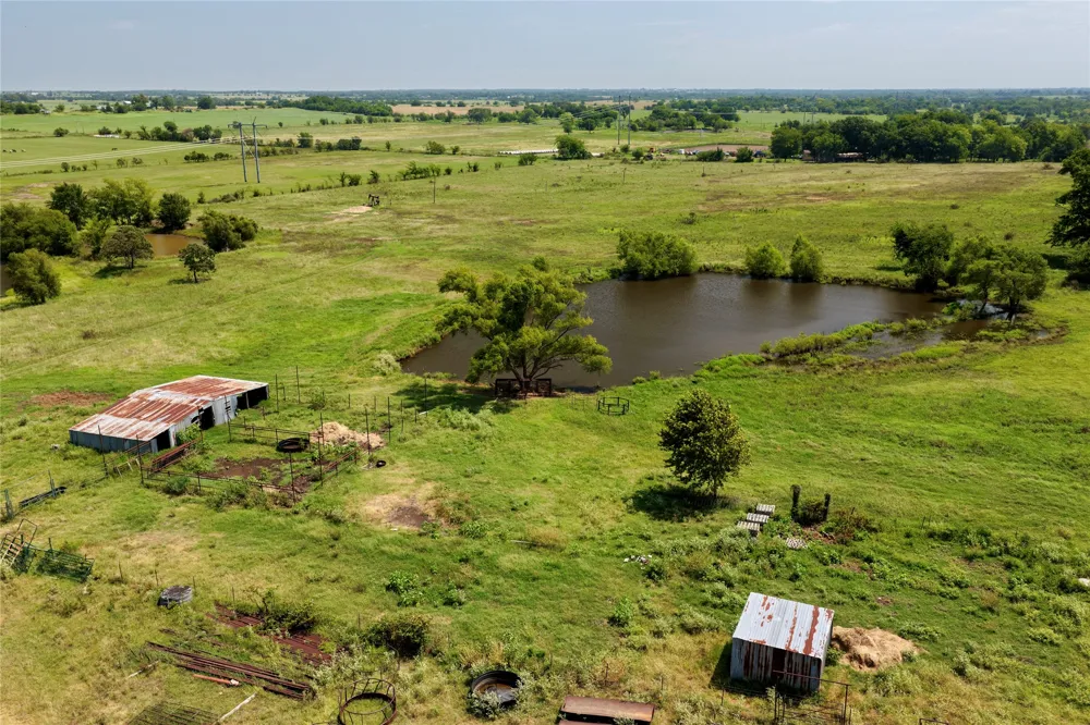 19400 S 300 ROAD Morris, OK 74445