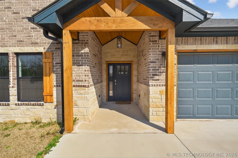 207 Lindsey Avenue Adair, OK 74330