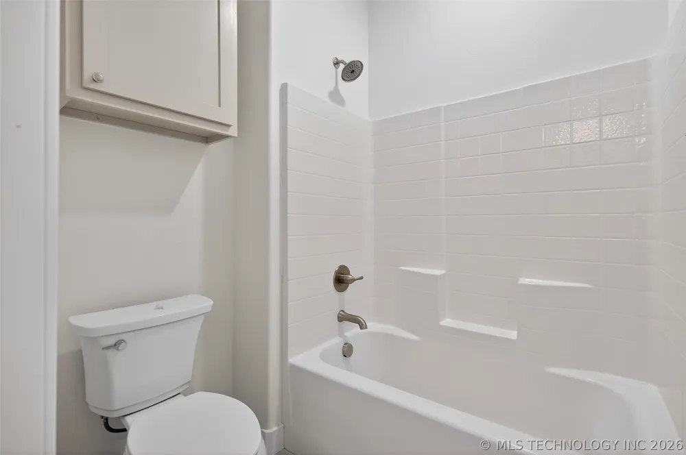 207 Lindsey Avenue Adair, OK 74330