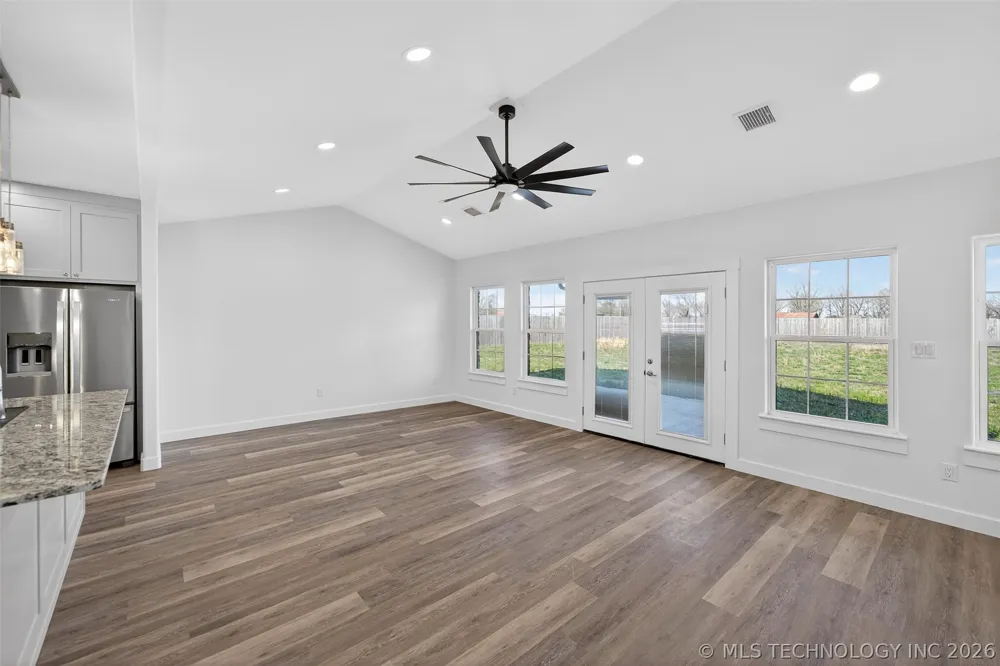 207 Lindsey Avenue Adair, OK 74330