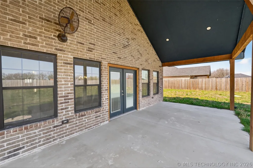 207 Lindsey Avenue Adair, OK 74330