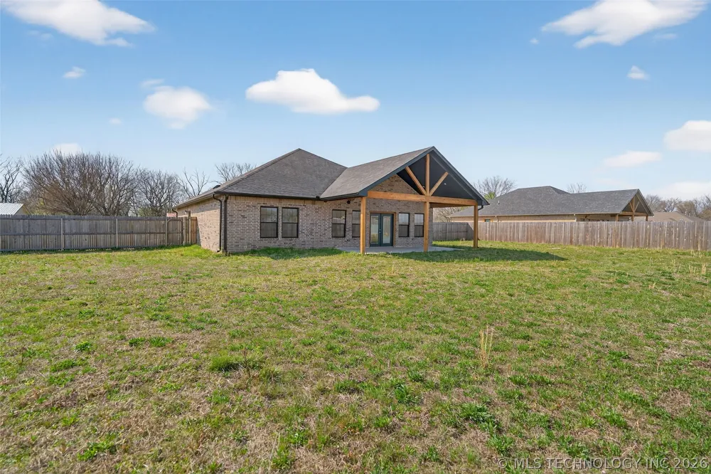 207 Lindsey Avenue Adair, OK 74330