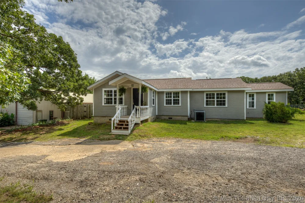 4912 S 165th WestAvenue Sand Springs, OK 74063