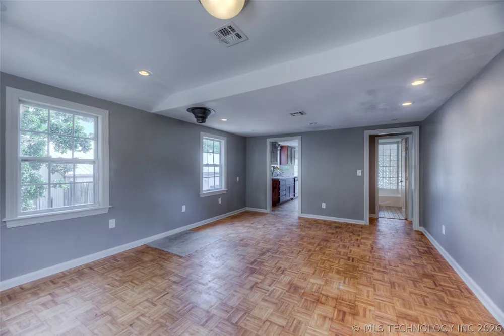 4912 S 165th WestAvenue Sand Springs, OK 74063