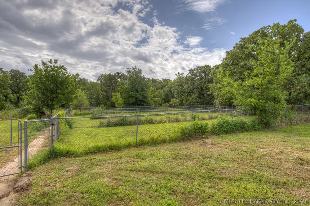 4912 S 165th WestAvenue Sand Springs, OK 74063