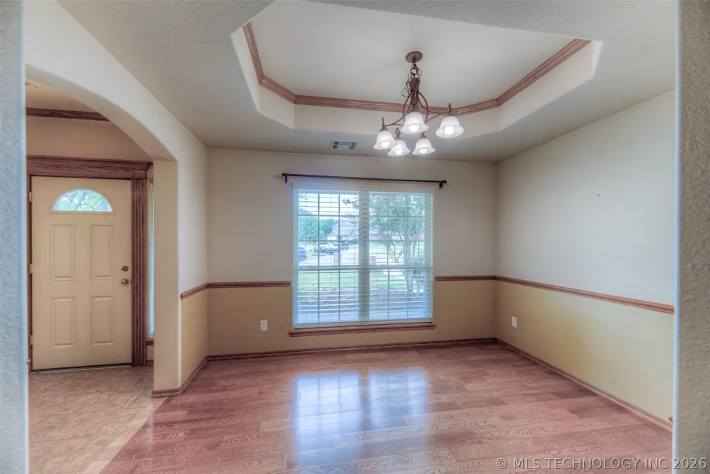 26382 E 111th Court Coweta, OK 74429