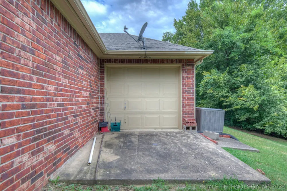 26382 E 111th Court Coweta, OK 74429